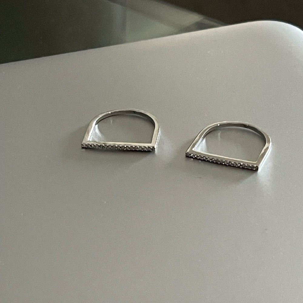 2 Rings - Picture 3 of 3